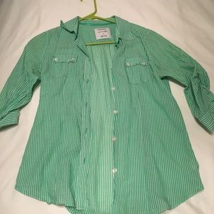 American Eagle button up